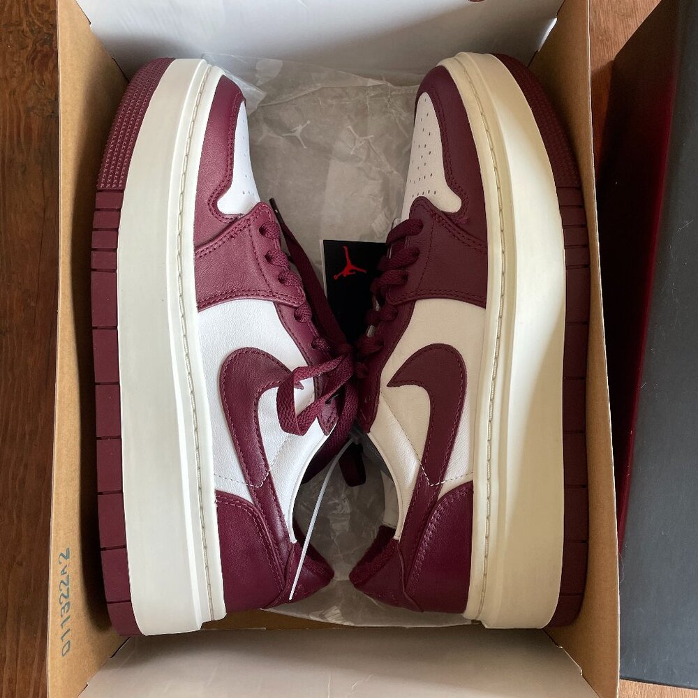 AIR JORDAN 1 Elevate Low - White Dark Beetroot-Sail - 9 US - Brand new